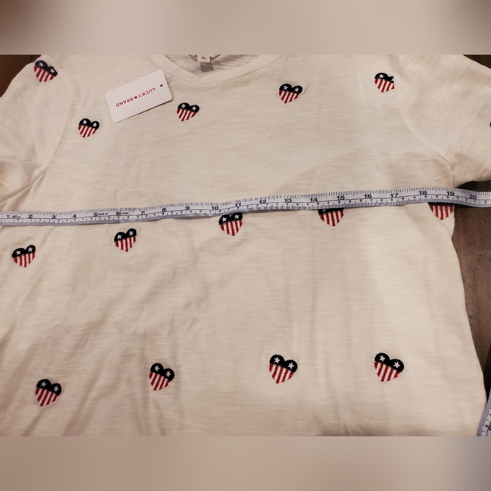 NWT Lucky Brand White Heart Flag Embroidered Cotton T-Shirt Large - Picture 9 of 9
